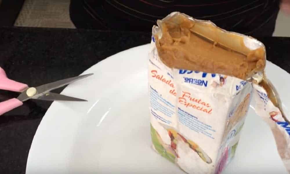 Aprenda a transformar leite condensado de caixinha em doce de leite