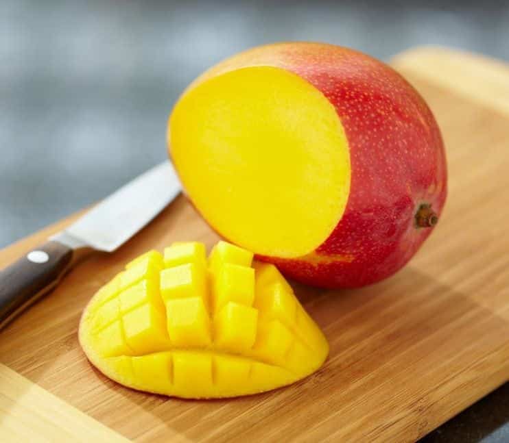 8 frutas que engordam e podem ser as vil&atilde;s da dieta (se voc&ecirc; exagerar)