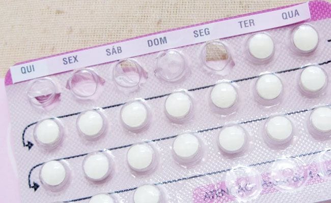 Quando a mulher deve começar a tomar anticoncepcional?