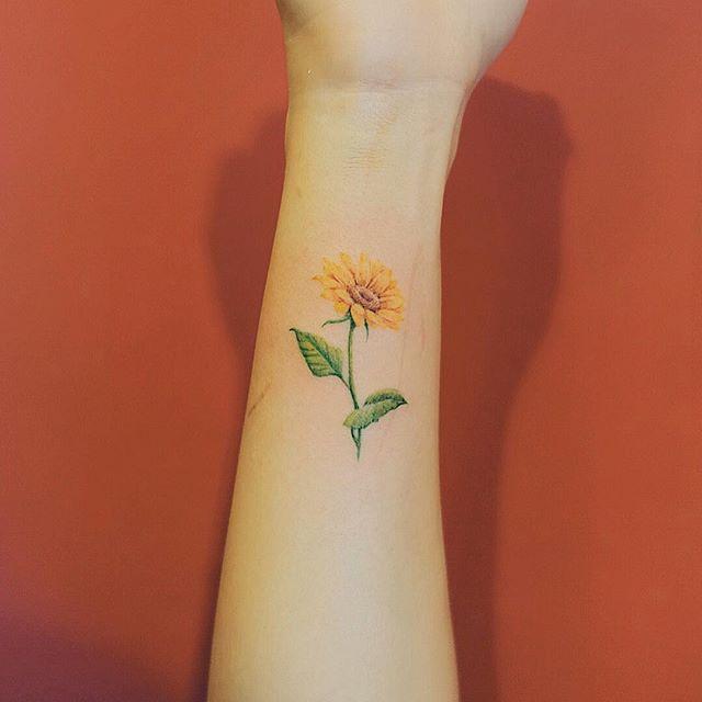 Featured image of post Bra o Flor Delicada Tattoo Tipo uma floresta uma flor
