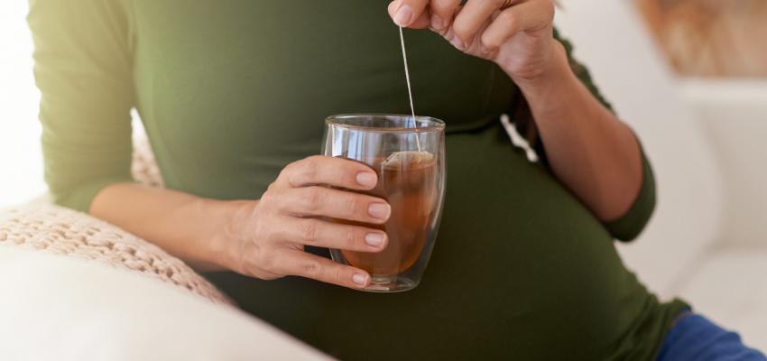 Chás abortivos - 4 tipos de chás não recomendados para grávidas