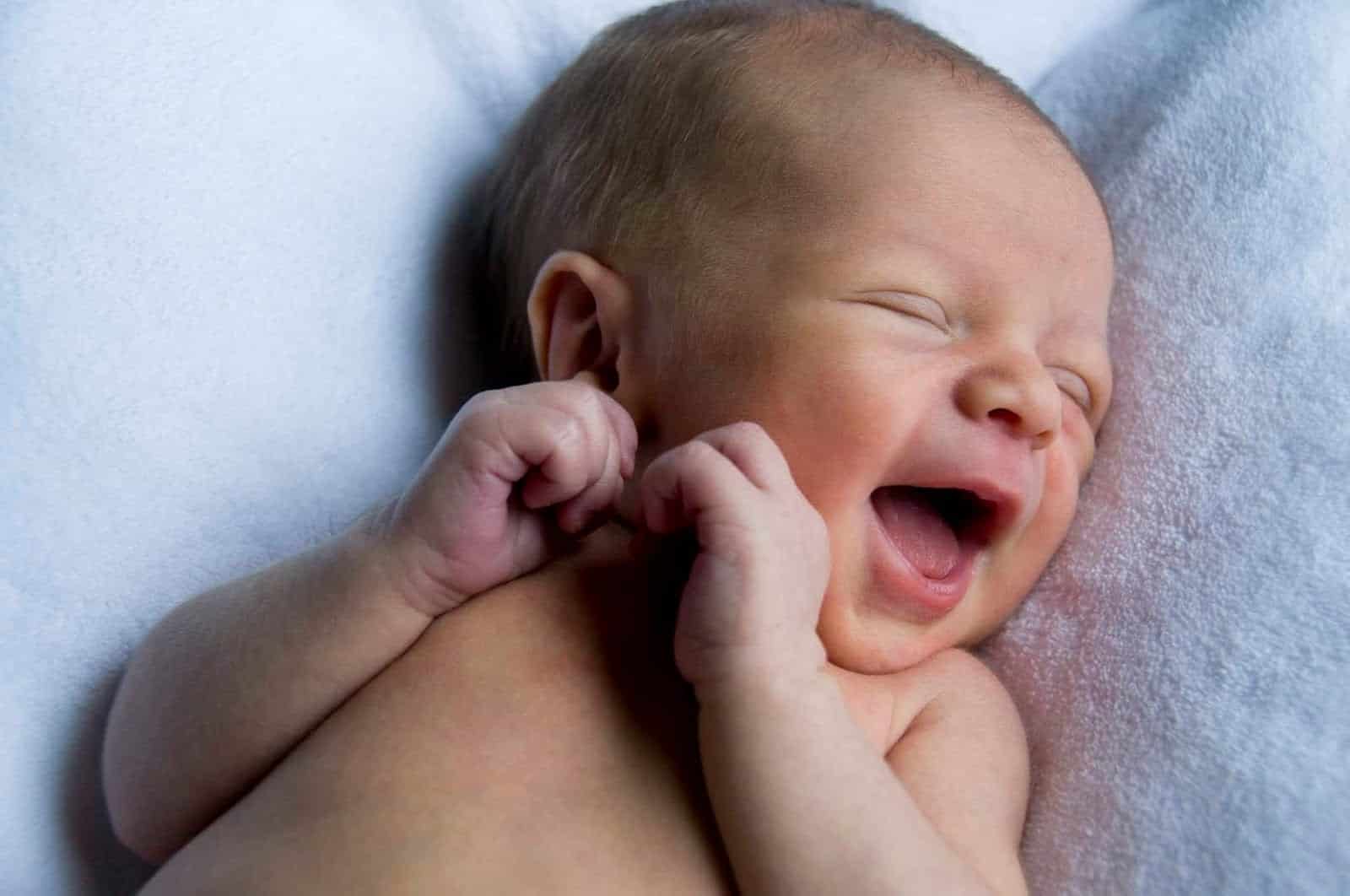 O que significa sonhar com bebê? Confira as interpretações desse sonho