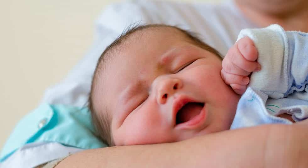 Новорожденный ребенок Сток фото. Новорожденный малыш Сток фото. Рождения без тела