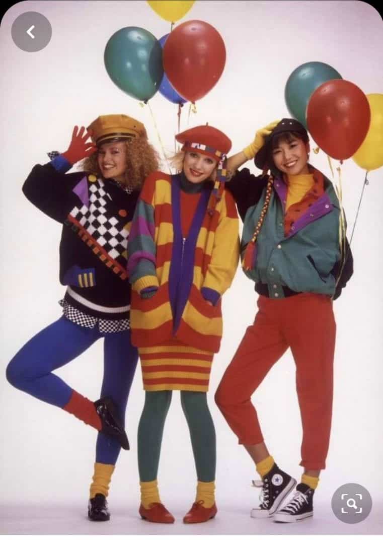 roupas coloridas anos 80