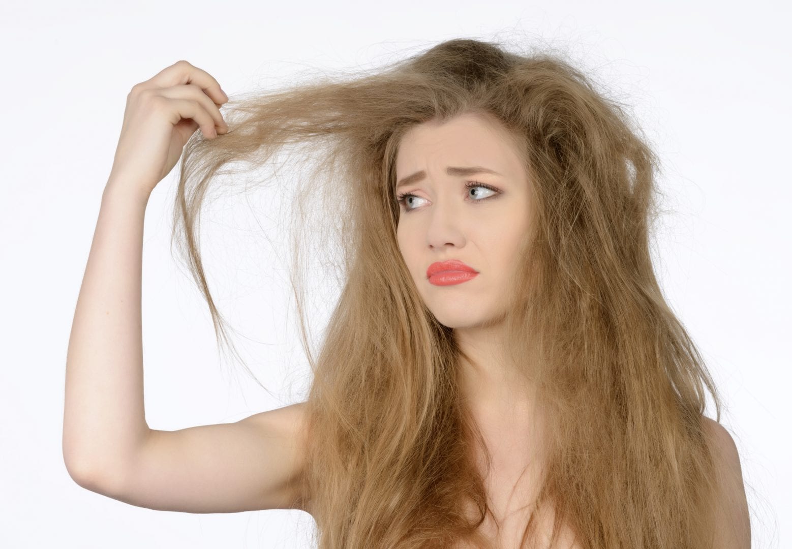 Tenha cabelos super hidratados e sem frizz usando apenas Soro