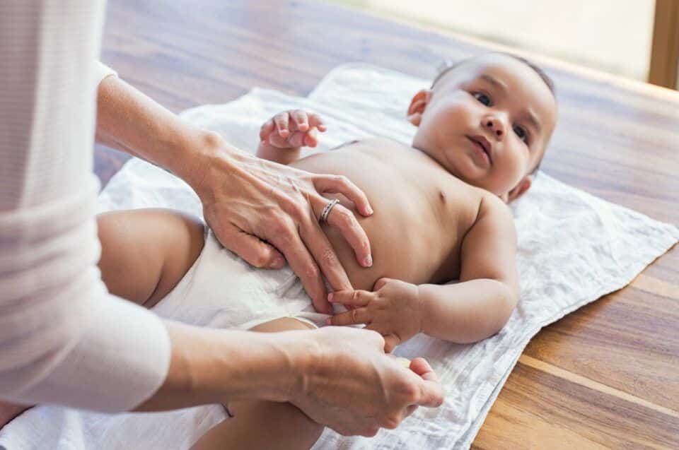 Como trocar fralda – Passo passo para trocar a fralda do seu bebê + Dicas