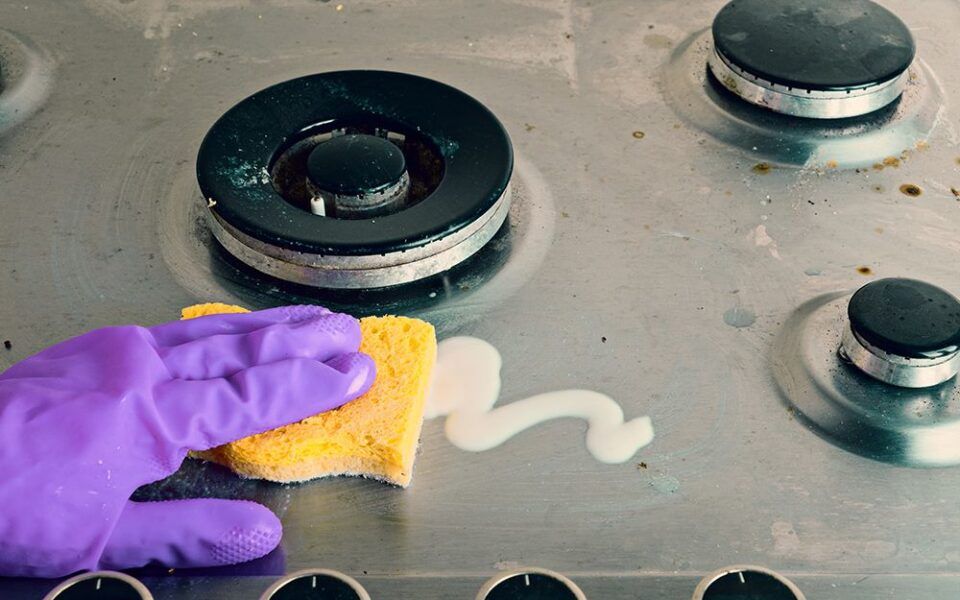 Como limpar fogão- Dicas rápidas e úteis para o seu dia a dia na cozinha