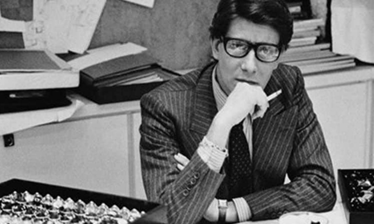 Yves Saint Laurent, quem é? Biografia e carreira no mundo da moda