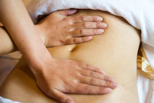 Massagem para cólica – Técnicas para aliviar a dor