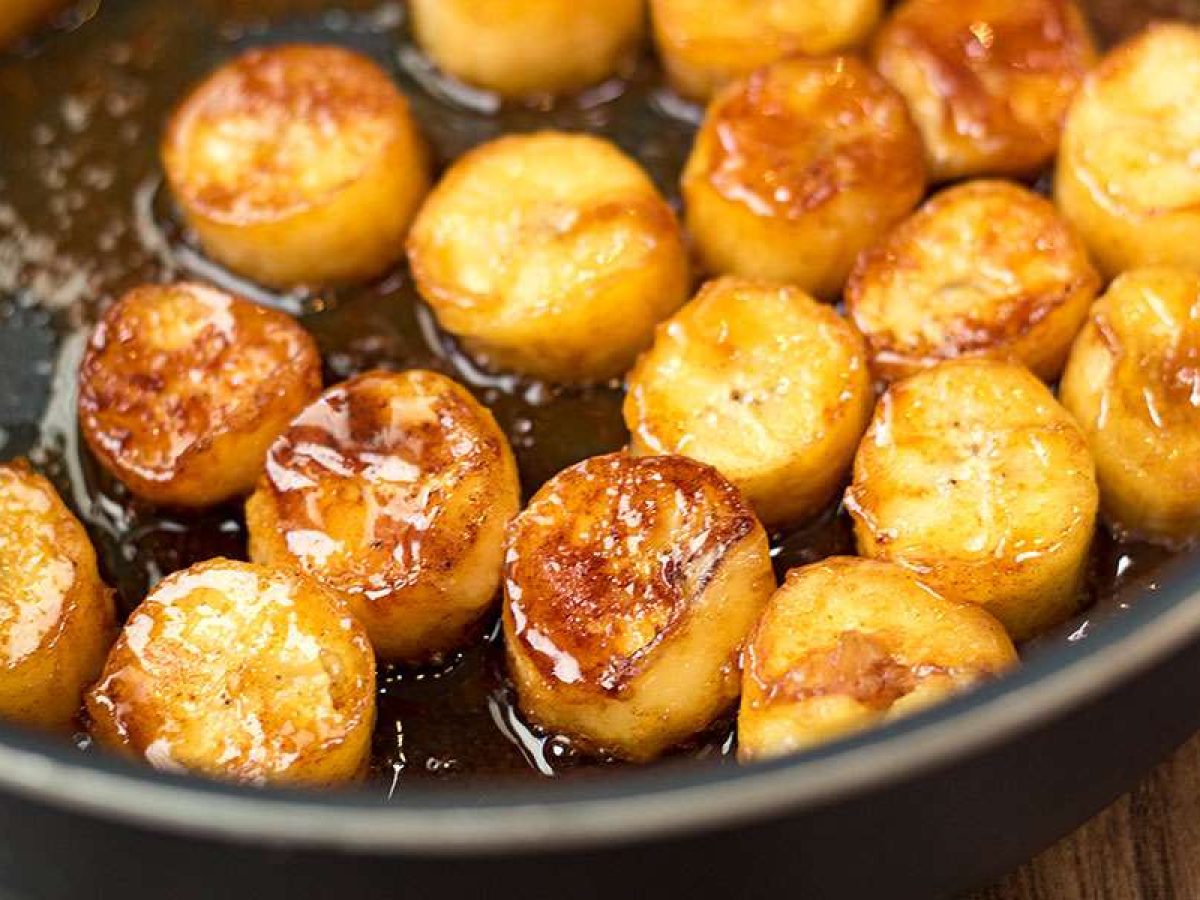 Bolo de banana de frigideira: saudável, deliciosa e fácil de fazer - Minha  Vida