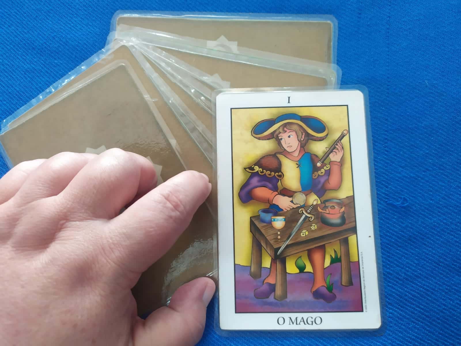 Previsão do Tarot para o dia 17 de dezembro: carta Mago