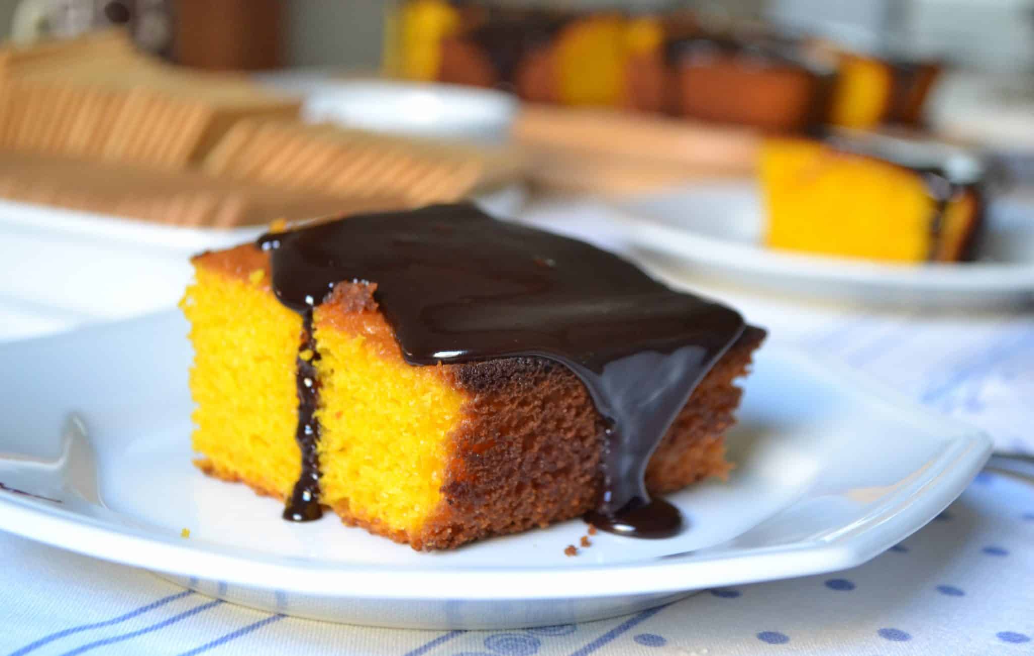 Bolo de cenoura de liquidificador