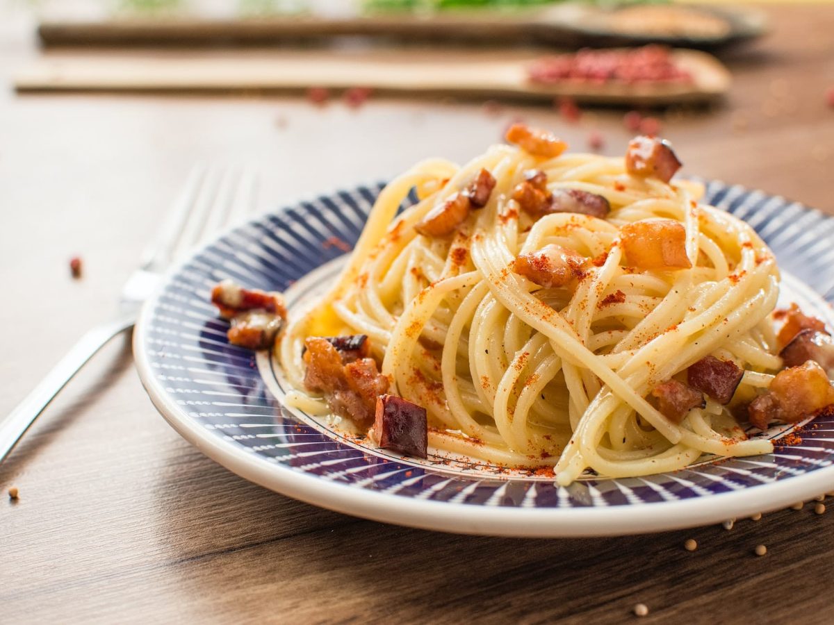 Macarrão à carbonara receita original