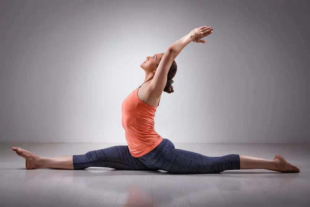 https://areademulher.r7.com/wp-content/uploads/2022/11/tipos-de-yoga-aprenda-quais-sao-as-modalidades.webp