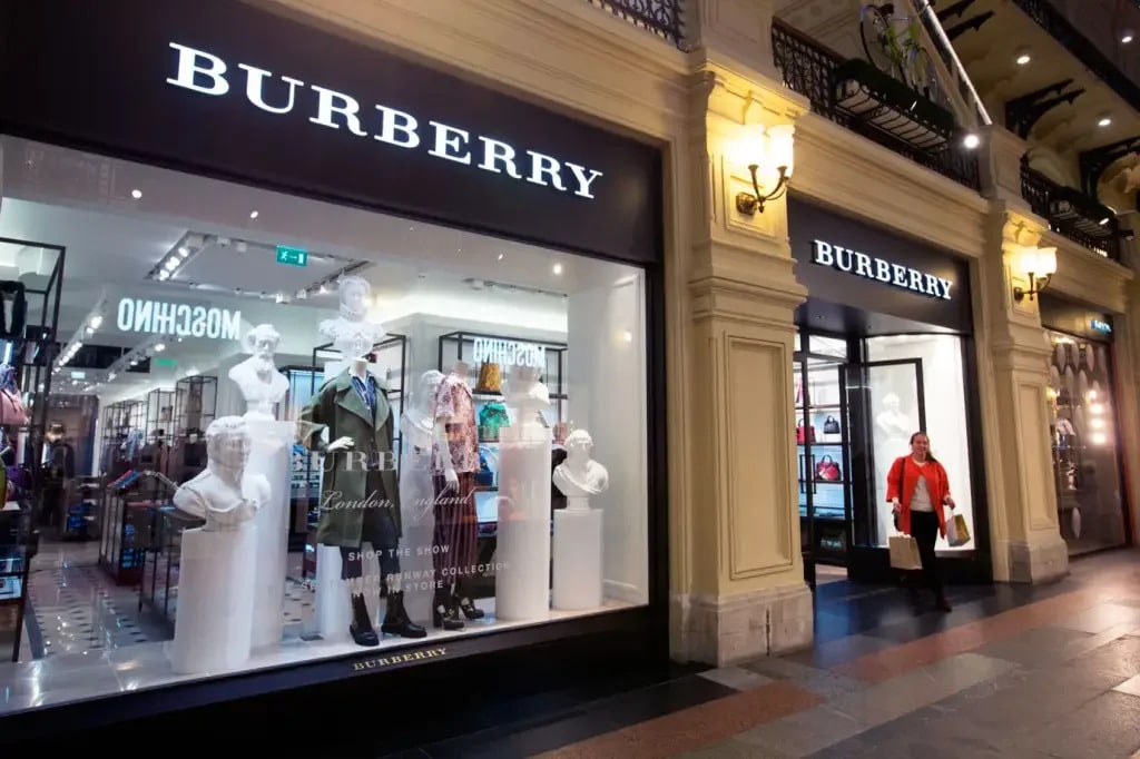 Burberry a historia da importante grife de luxo britanica