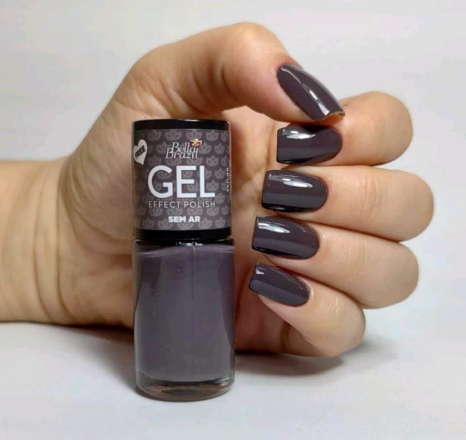Esmaltes de unhas: quais são os tipos e quando usar cada um?